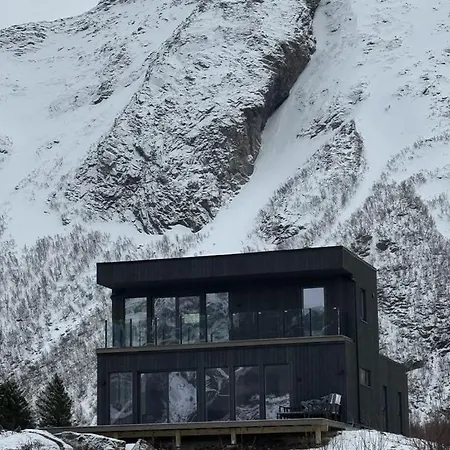 Luxury With Sauna Дом отдыха Lyngvaeret