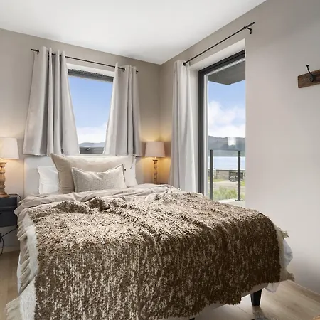 Luxury With Sauna Lyngværet